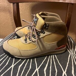 Danner Tan Boots Rugged High-Top Hiking Shoes